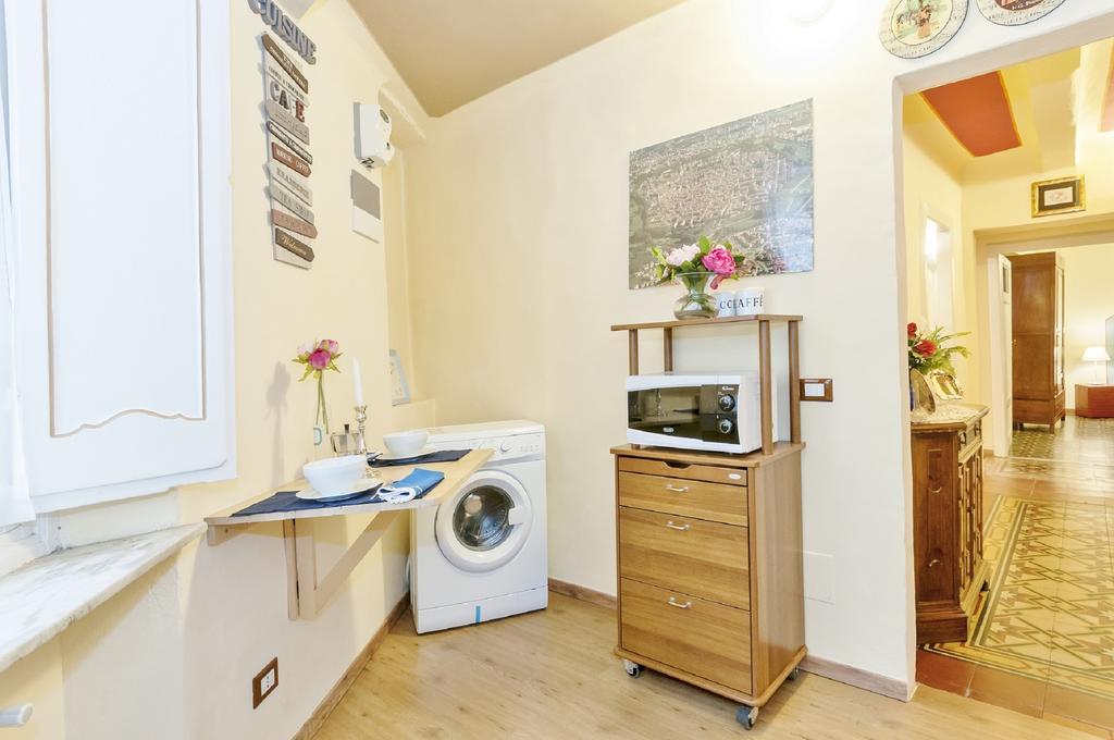 Cozybricks In Lucca - Apartments In Lucca Historical Center - Air Cond & Wifi - Oda fotoğraf