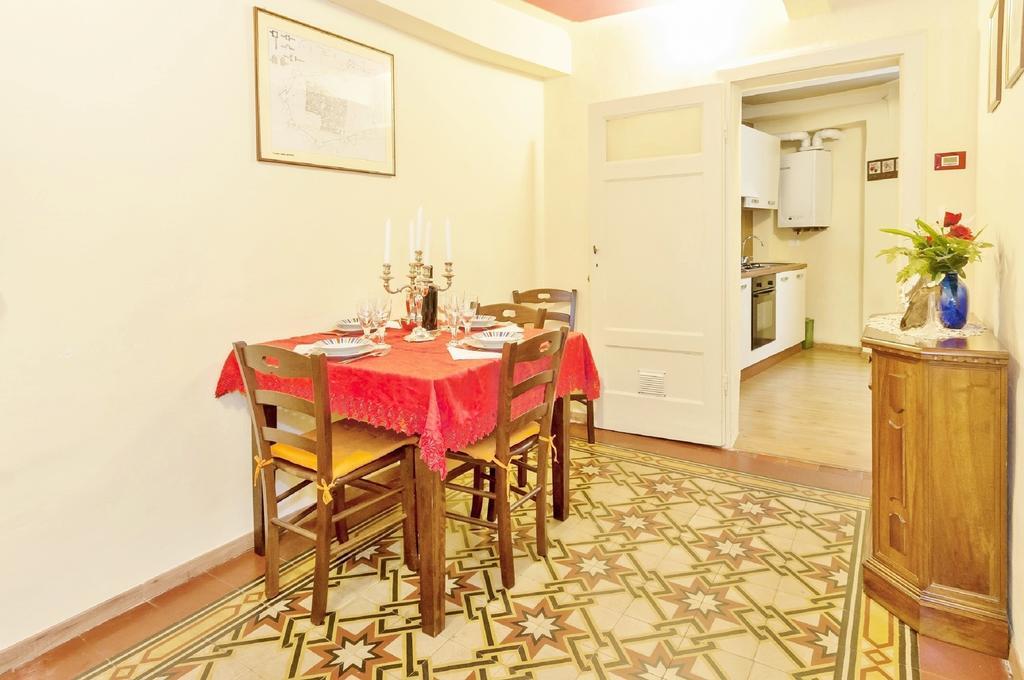 Cozybricks In Lucca - Apartments In Lucca Historical Center - Air Cond & Wifi - Oda fotoğraf