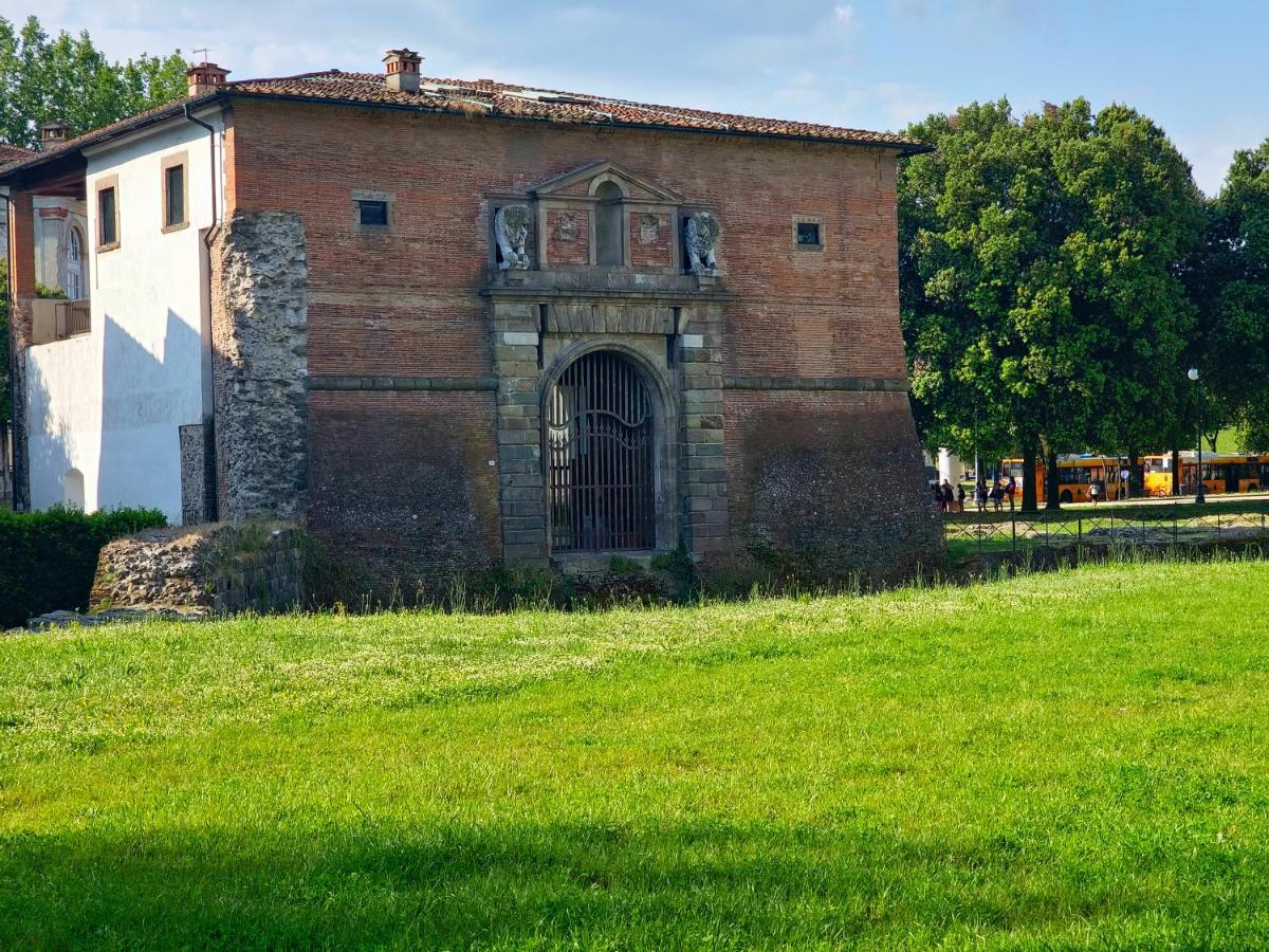Cozybricks In Lucca - Apartments In Lucca Historical Center - Air Cond & Wifi - Dış mekan fotoğraf